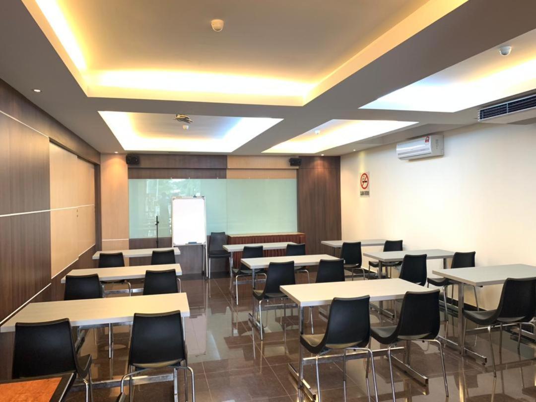 Zamburger Cheese Hotel Malacca